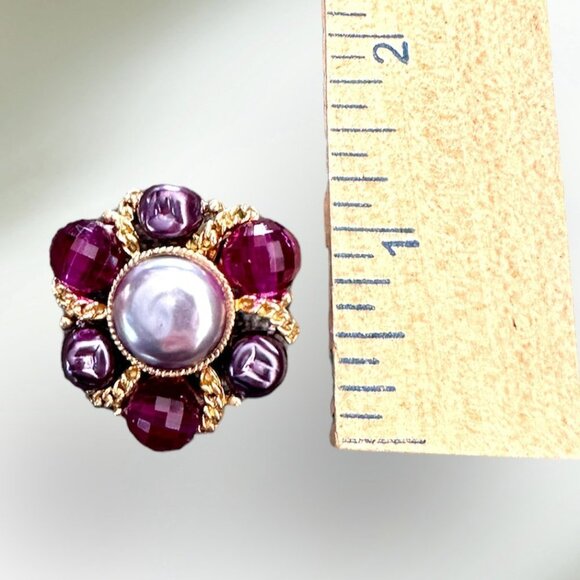 Vintage Purple and Magenta Bead and Pearl Clip On Earrings Gold Tone - Picture 3 of 3